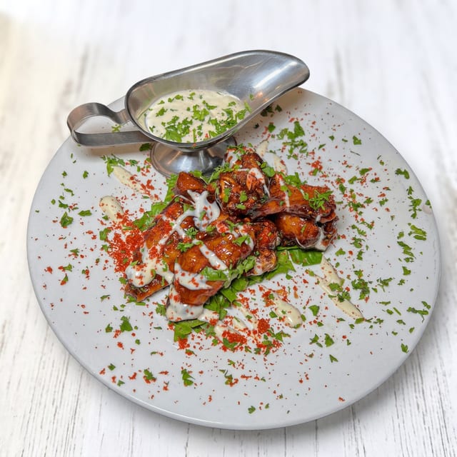 Wings (10 pieces).