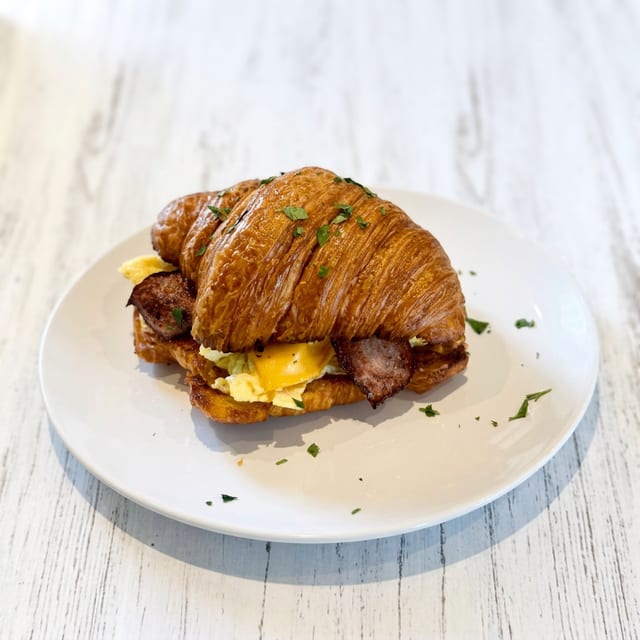 CROISSANT SANDWICH.